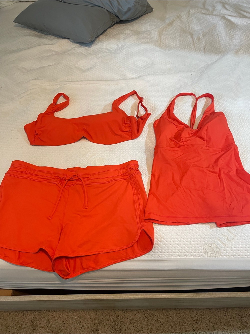 Athleta orange Tankini Top, Bikini Top & Swim Shorts Set size large